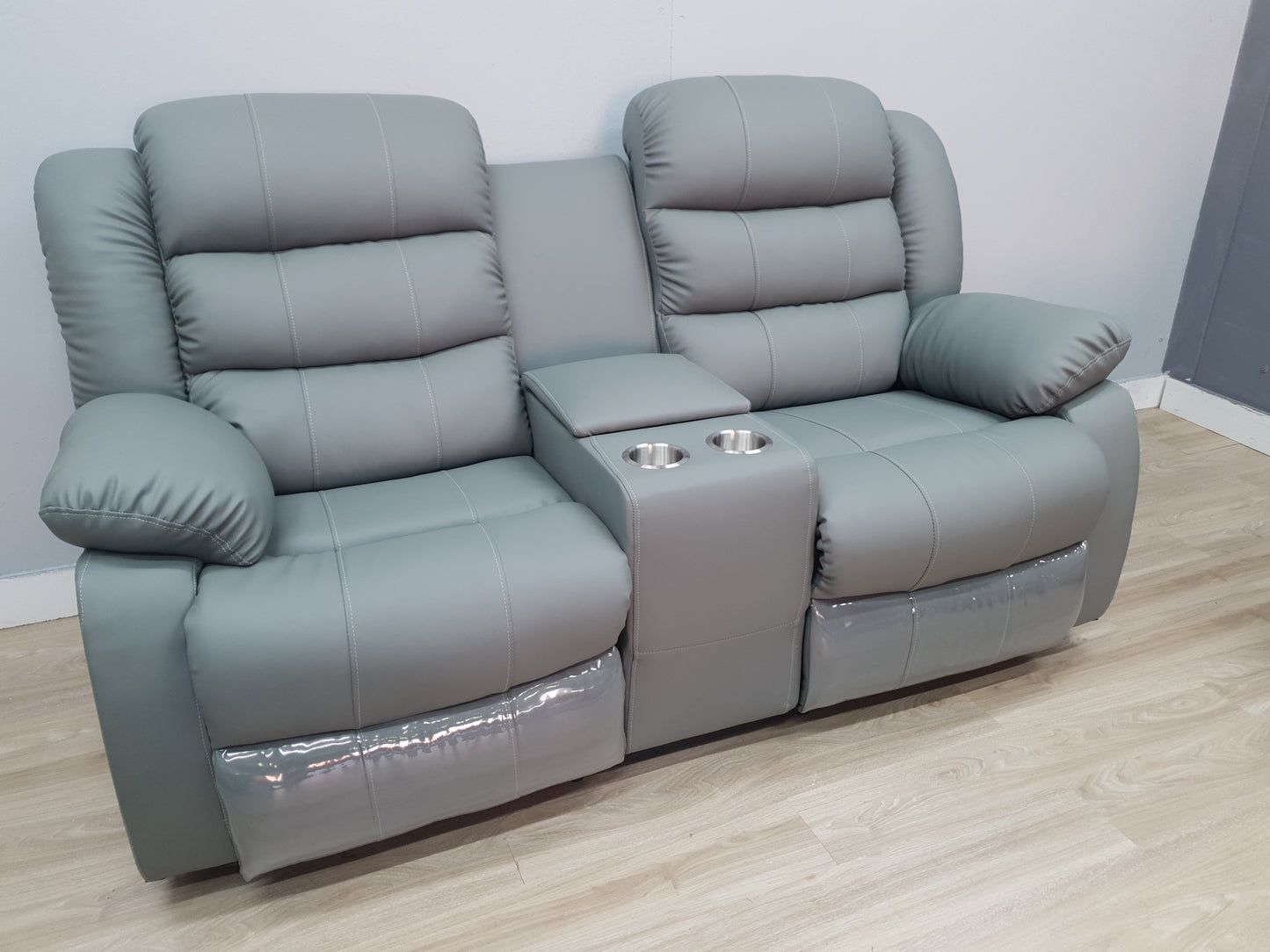 Light Grey 5 Seater 5 Action Full Euro Leather Recliner Lounge Set.