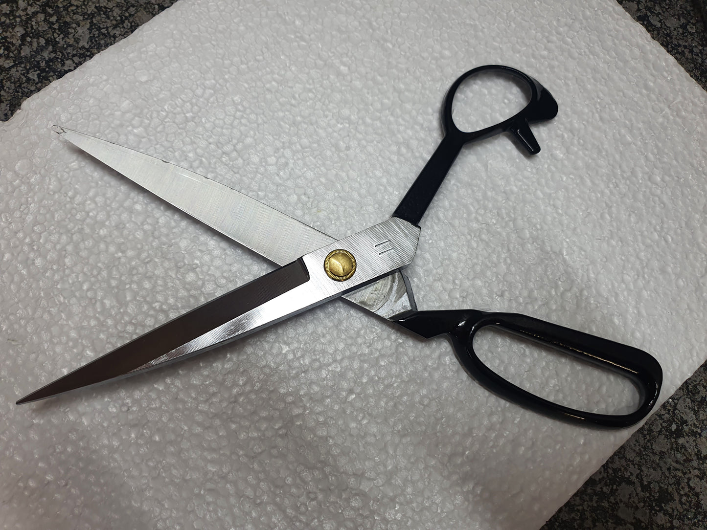 Tailoring / Upholstery Shears Scissor - 11'