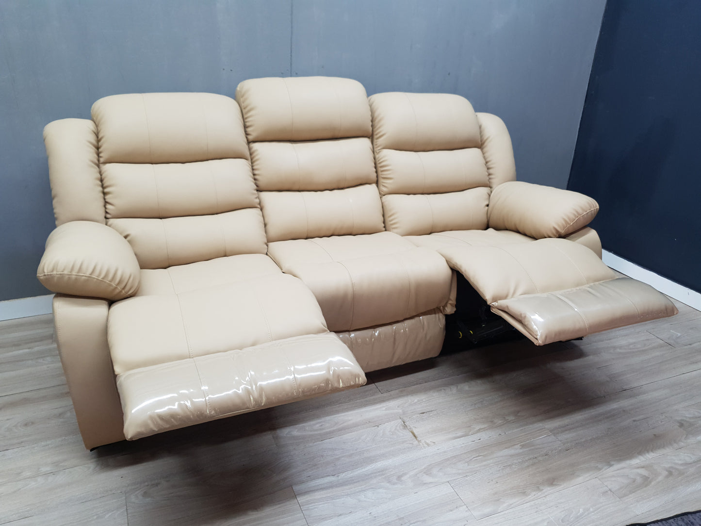 Full Euro Leather 3 Seater Recliner Couch - Sofa