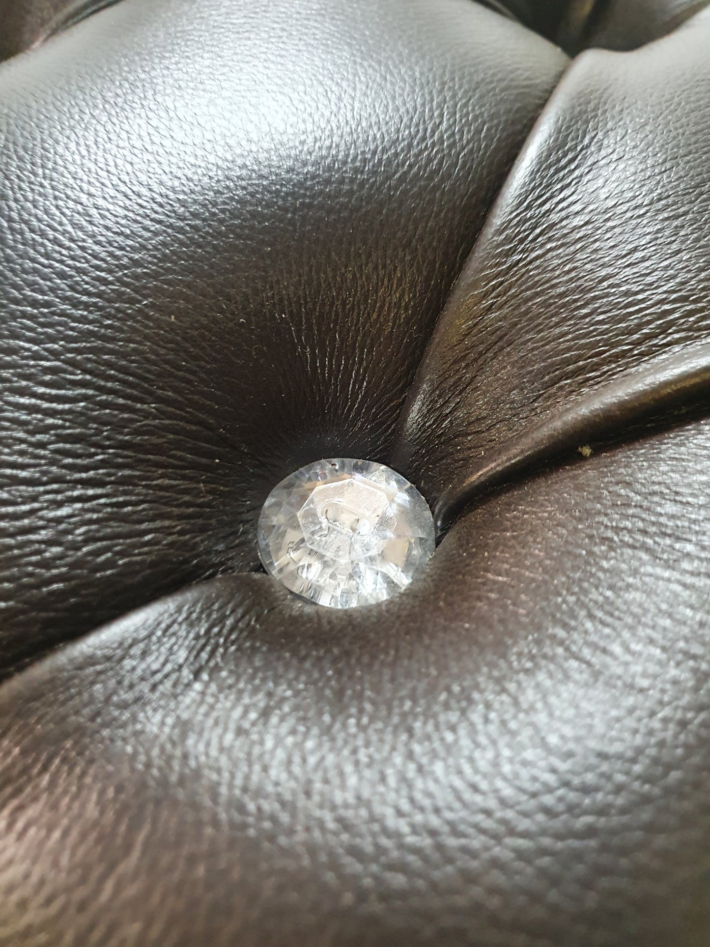 Mopane 100% Genuine Leather Diamond Button Ottoman